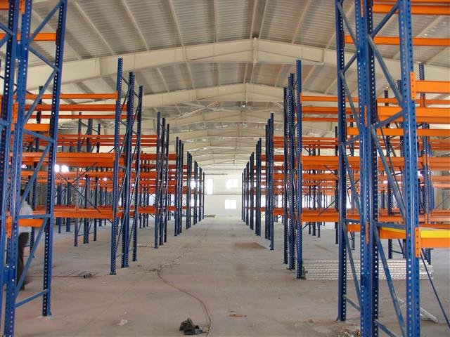 Rayonnage A Tablettes 007